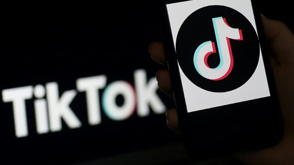 tiktok-contester-decret-us-le-privant-de-transactions