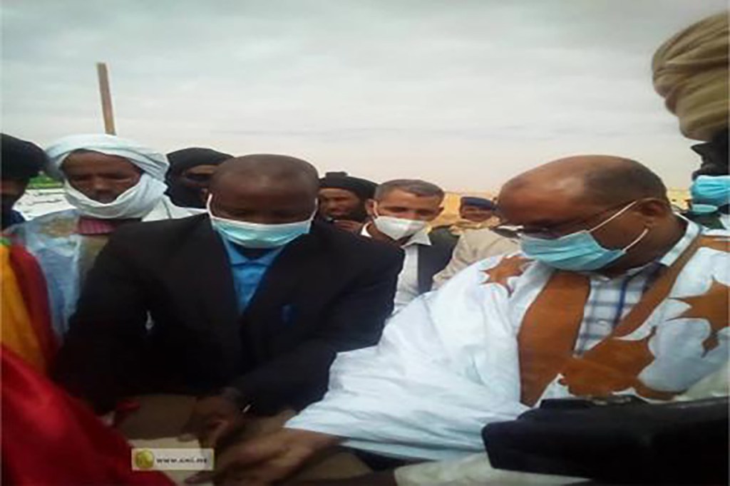 pose-de-la-premiere-pierre-des-logements-de-fonctionnaires-a-adrar