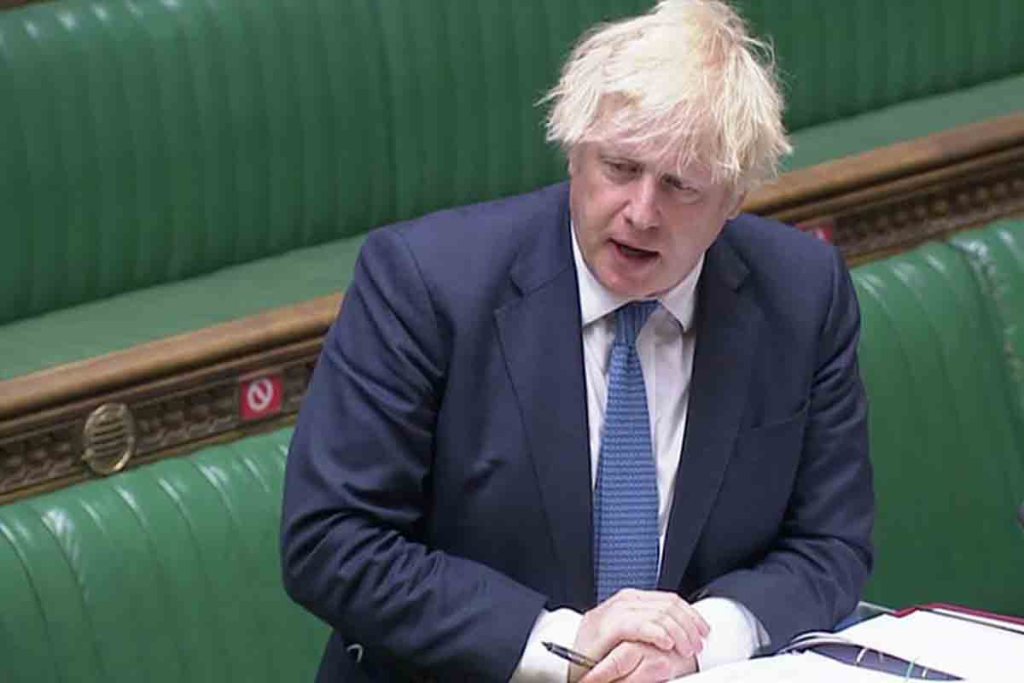 Boris Johnson veut interdire de stade les personnes ayant tenu des propos racistes en ligne