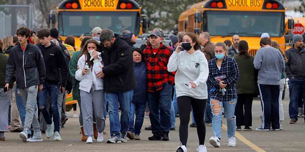 Oxford dans le Michigan: une fusillade dans un lycée fait plusieurs morts