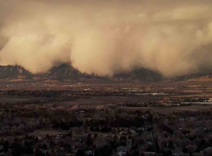 Après les tornades aux États-Unis, des tempêtes de poussière