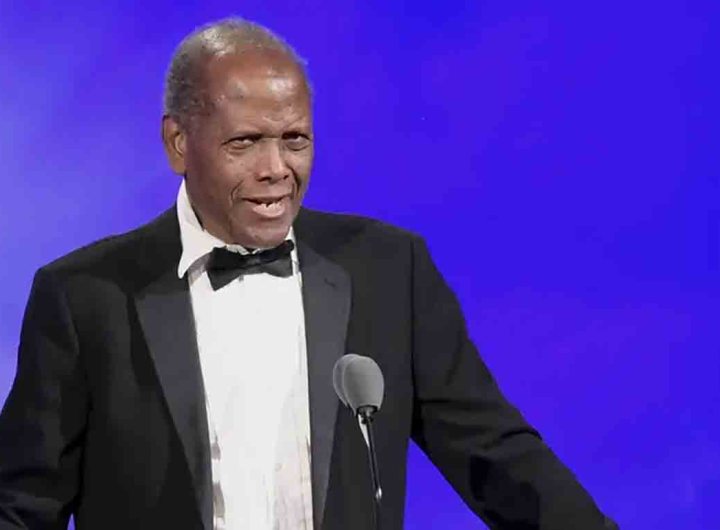 Mort de Sidney Poitier, premier comédien noir à avoir reçu l'Oscar du meilleur acteur