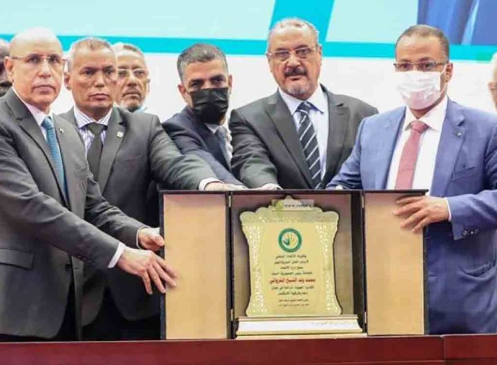 Les hommes d’affaires mauritaniens présentent leurs projets économiques au président de la république
