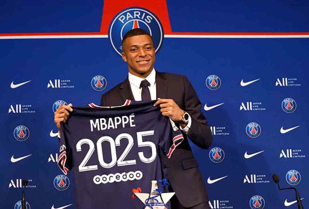 Avant de resigner au PSG, Mbappé a écouté les "conseils" de Macron
