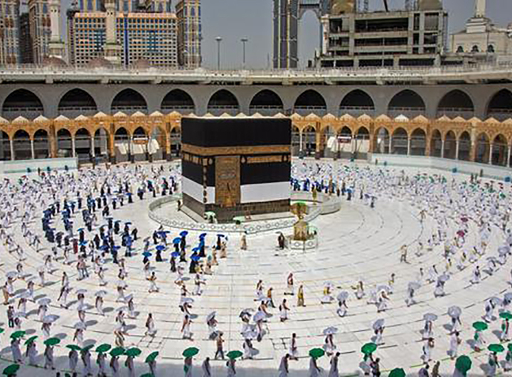 Le petit pèlerinage de La Mecque (OMRA) autorisée aux personnes vaccinées