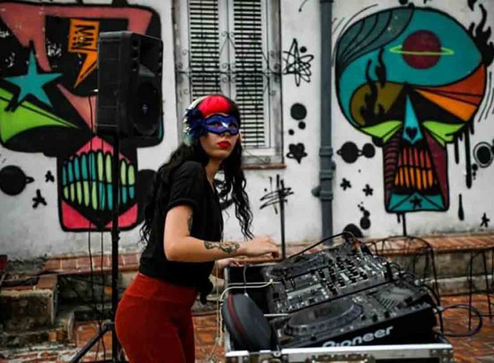Cuba: les rares femmes DJ se fraient un chemin malgré le sexisme